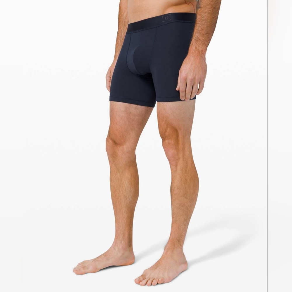 Lululemon Always In Motion Boxer 5" True Navy Size 2XL LM9A53s